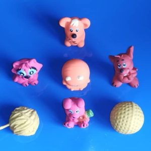 Assortiment de mini jouets en latex, 6–8 cm (7 pièces)