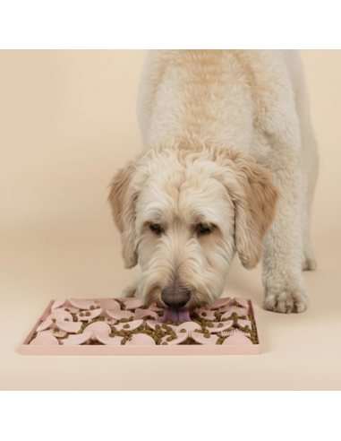 Tapis de léchage pour chien FuzzYard Life Soft Blush