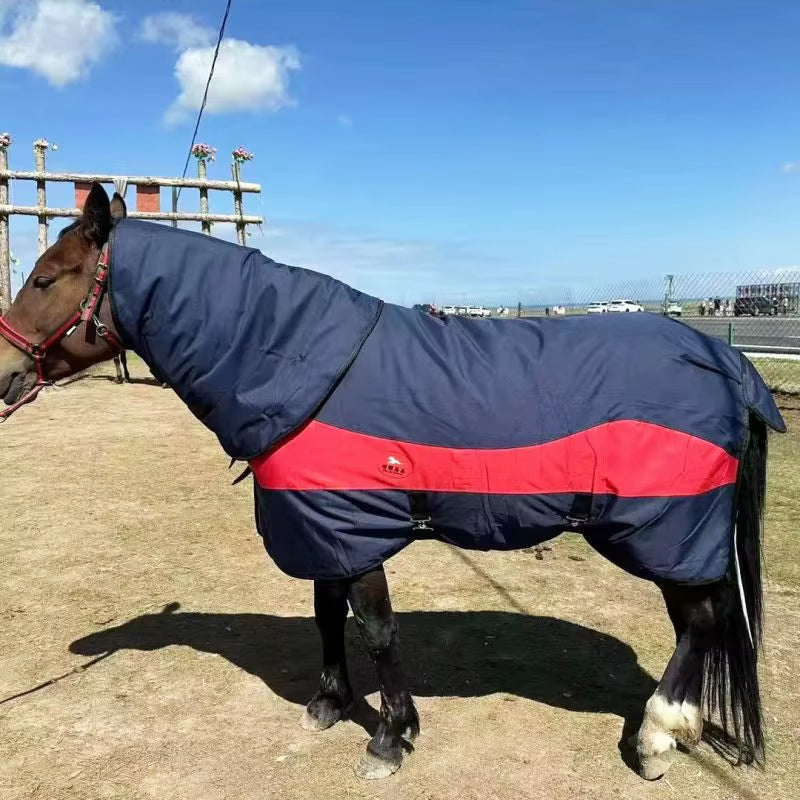Couverture d'hiver imperméable pour cheval avec capuche – vue 3