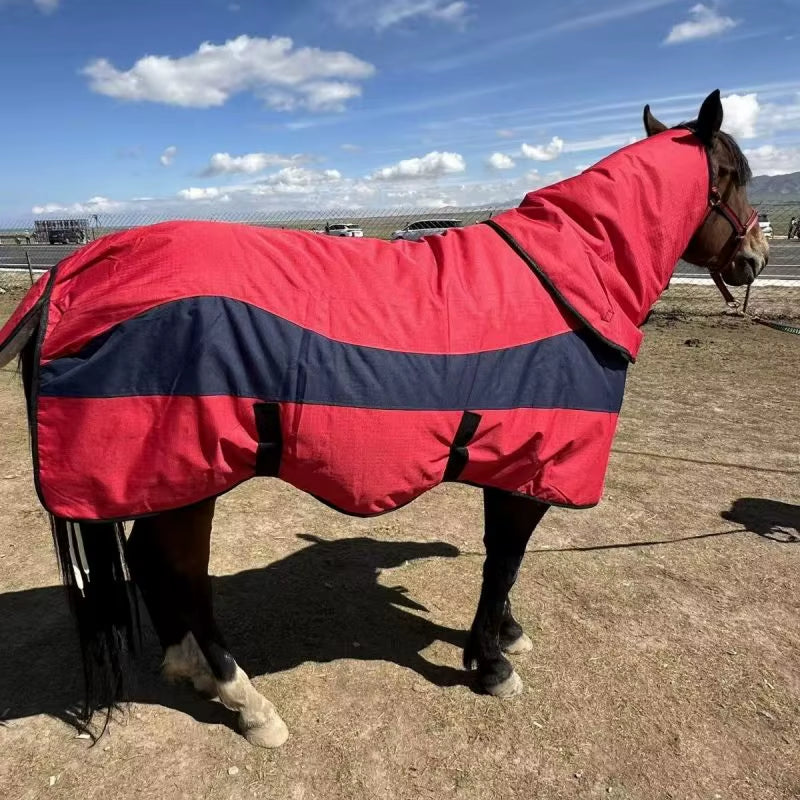 Couverture d'hiver imperméable pour cheval avec capuche – vue 4