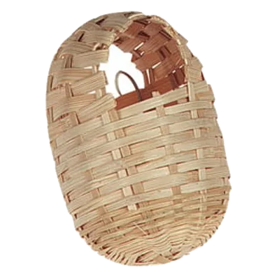 Petit nid exotique en rotin pour oiseaux